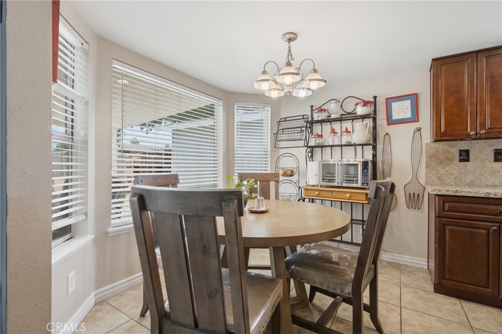 2443 Tulip Court Property Photo 15