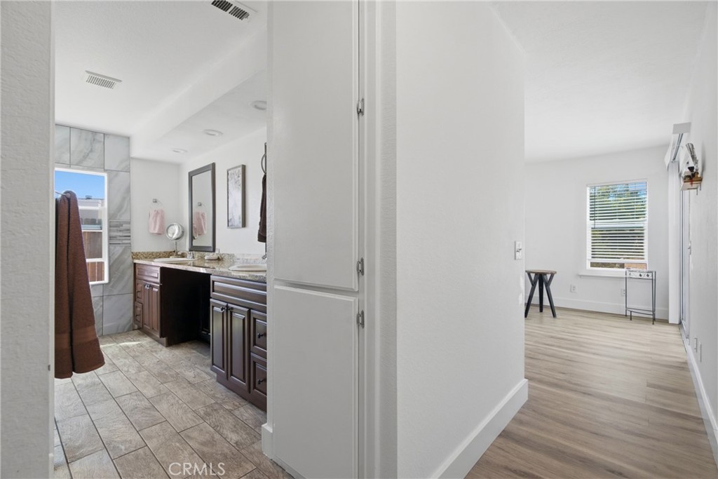 2443 Tulip Court Property Photo 17
