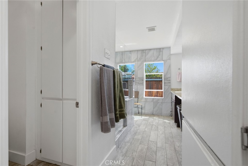 2443 Tulip Court Property Photo 18