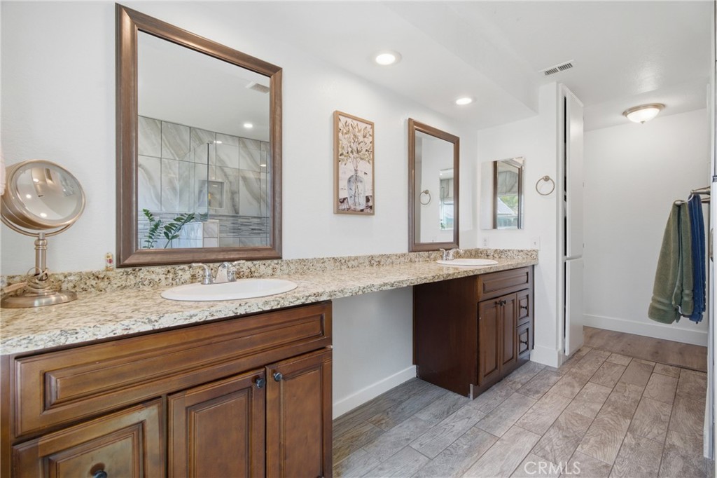 2443 Tulip Court Property Photo 23