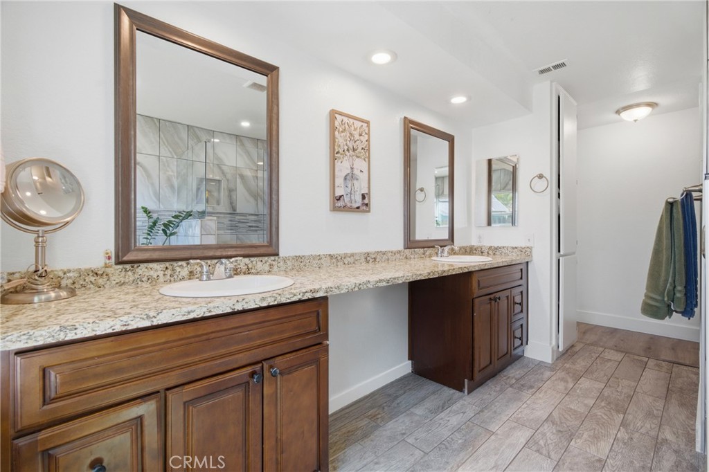 2443 Tulip Court Property Photo 23