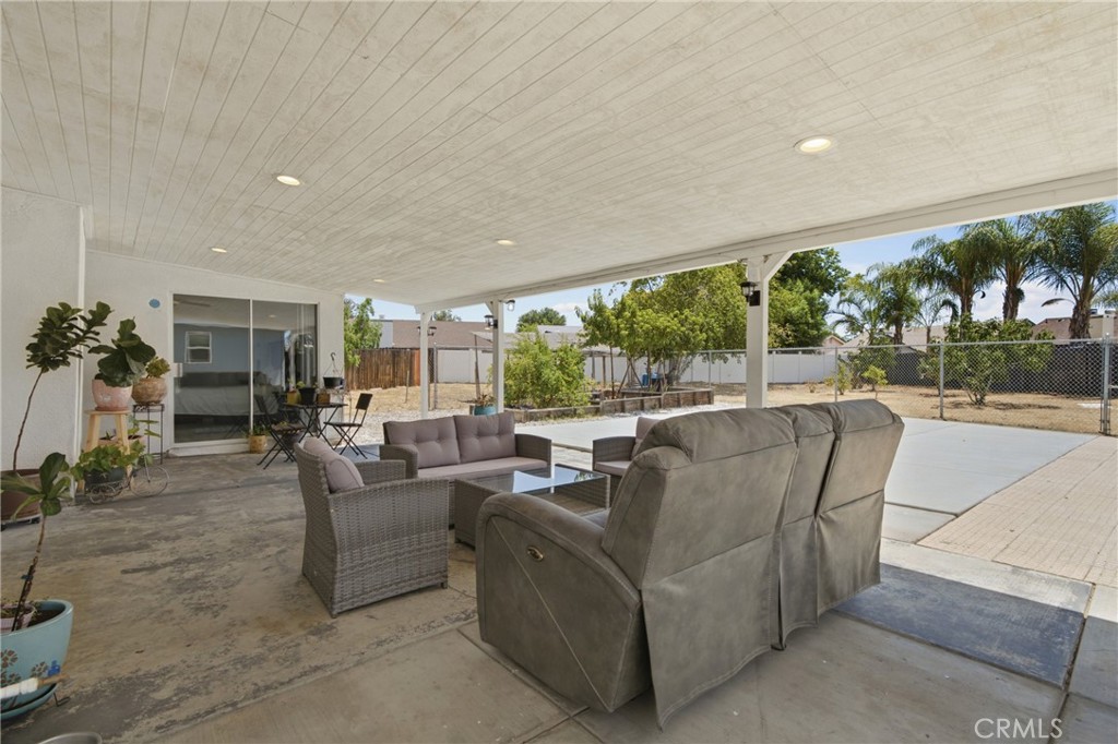 2443 Tulip Court Property Photo 35