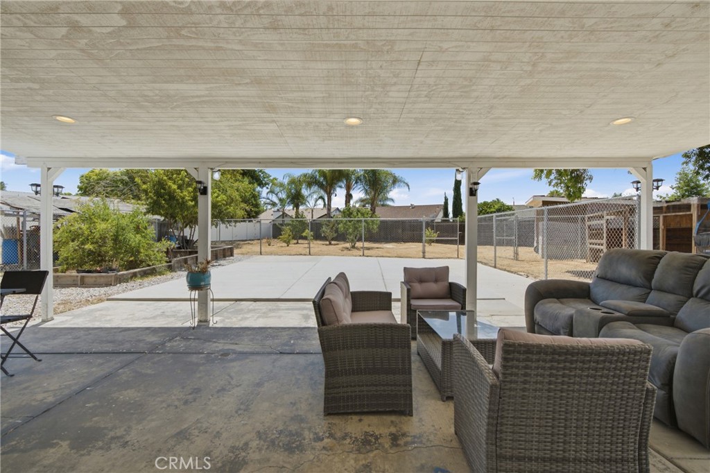 2443 Tulip Court Property Photo 38