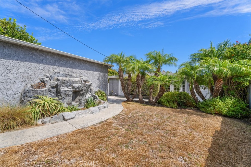 421 Catalina Property Photo 34