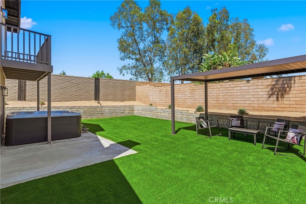 2401 Acorn Property Photo 39