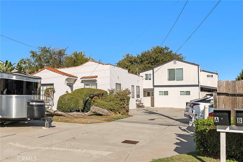 2653 Santa Ana Property Photo 5