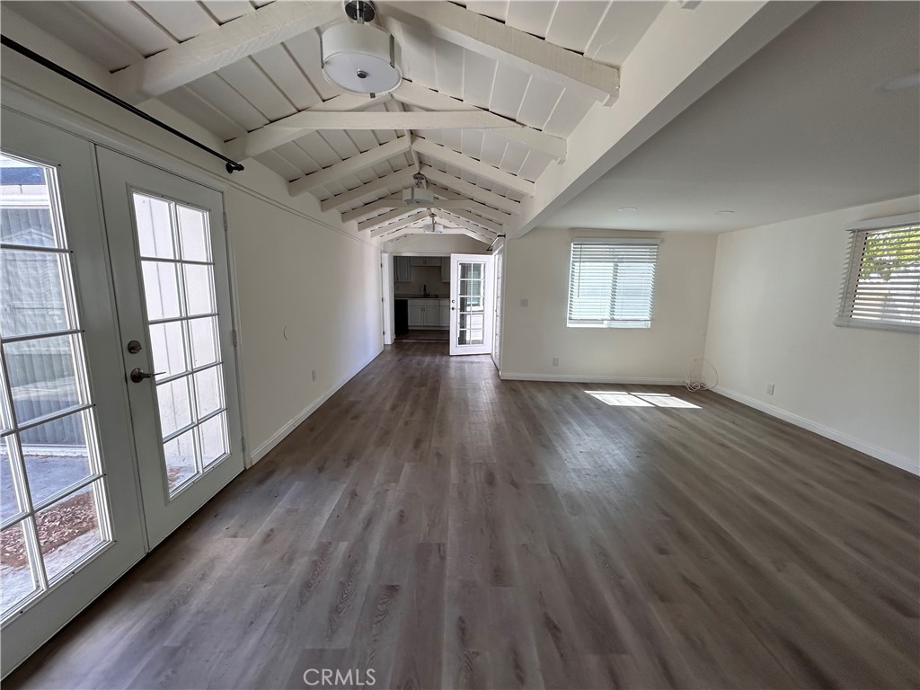 2653 Santa Ana Property Photo 6