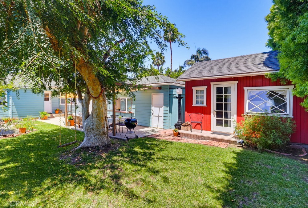 1366 Roycroft Property Photo 34