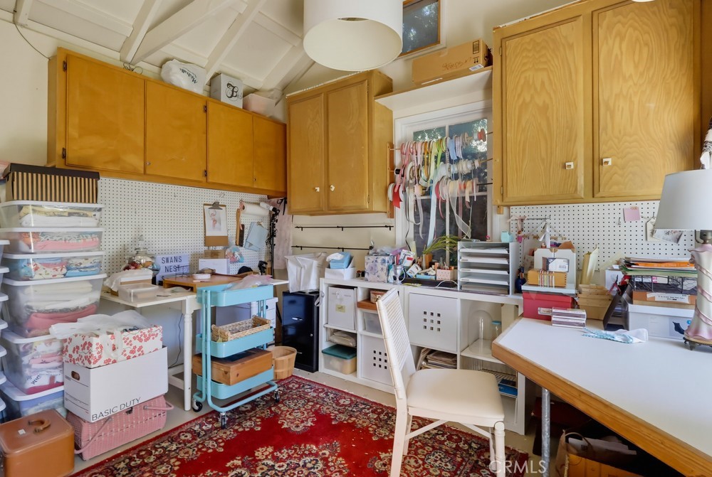 1366 Roycroft Property Photo 36