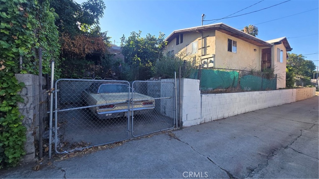 2118 Scott Property Photo 16