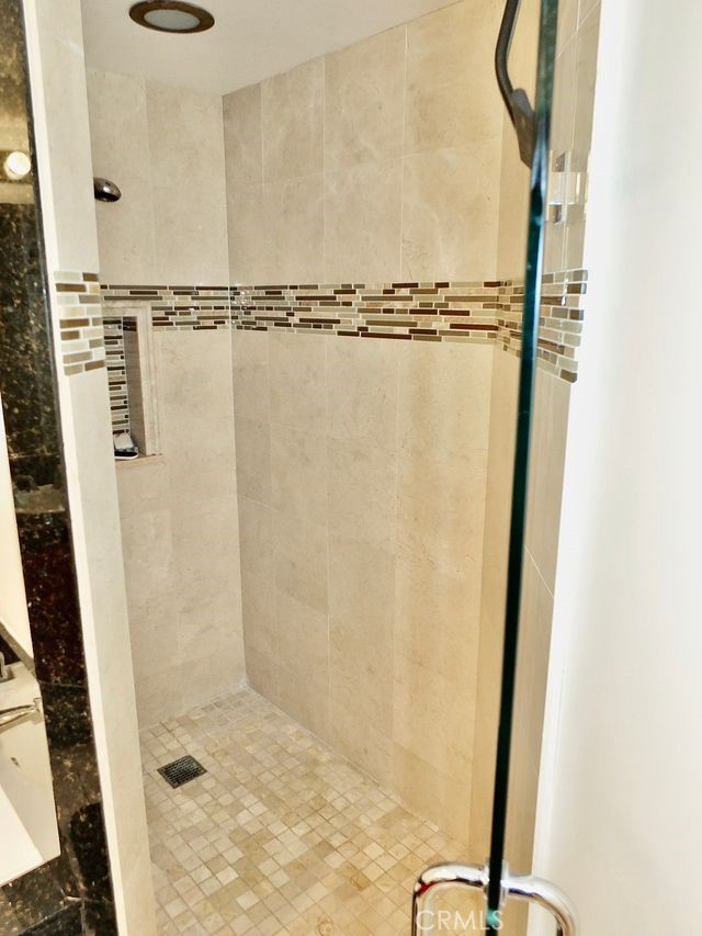 525 E Seaside Way 1007 Property Photo 33