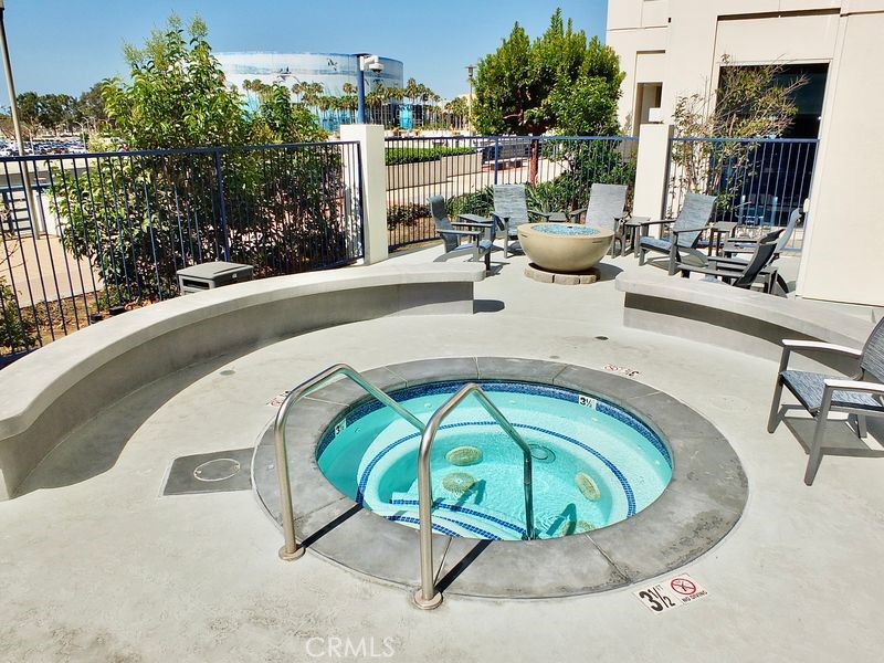 525 E Seaside Way 1007 Property Photo 39