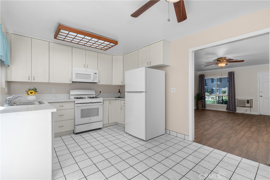660 S Glassell Street 45 Property Photo 5