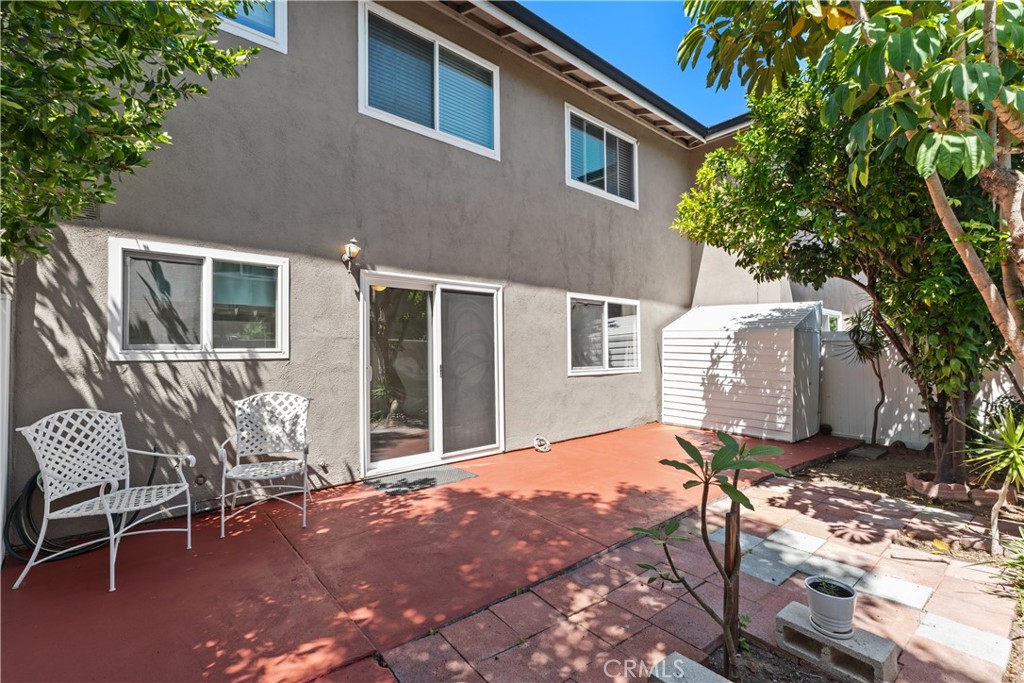 660 S Glassell Street 45 Property Photo 13