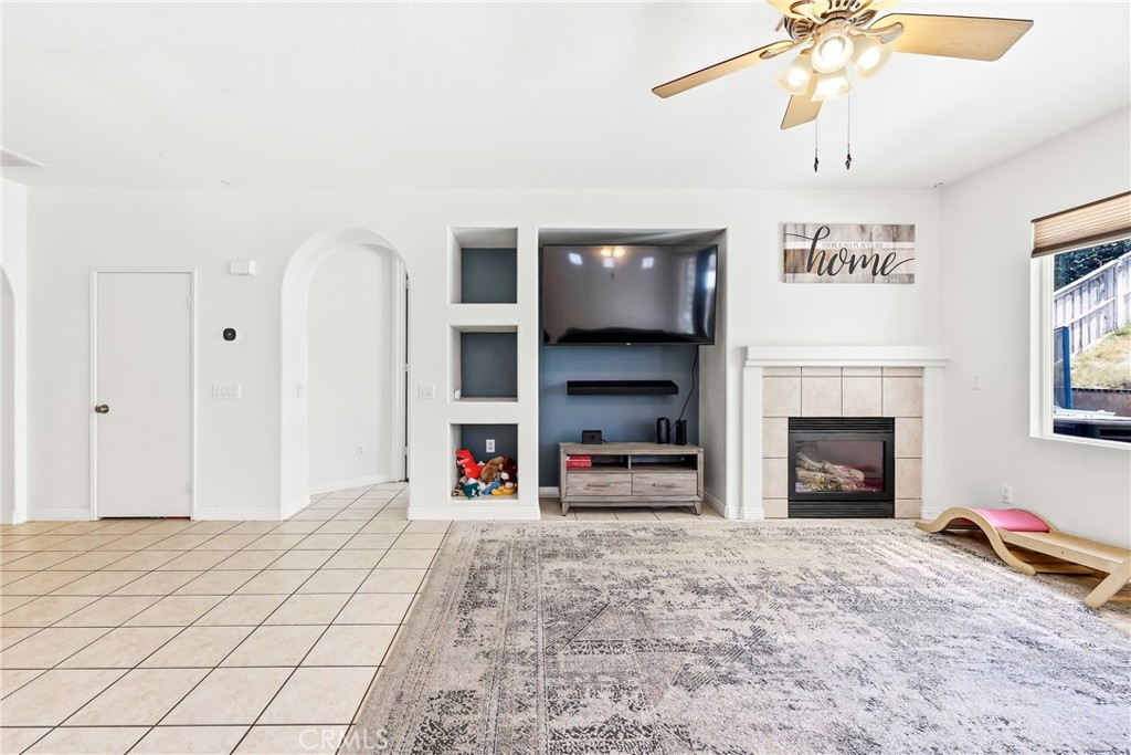 32077 Poppy Way Property Photo 10