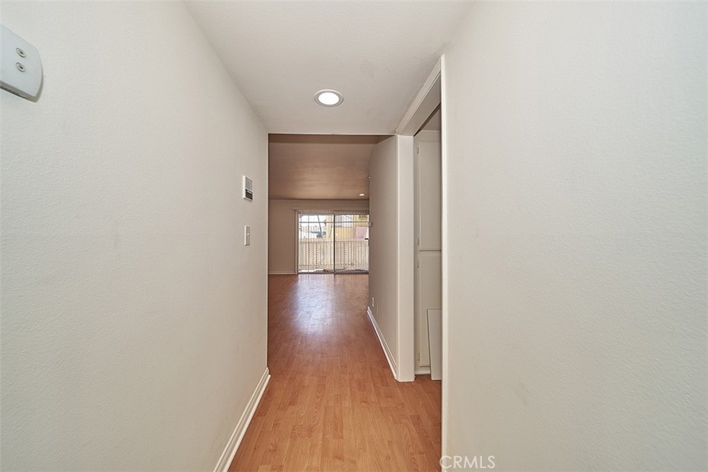433 S Manhattan 213 Property Photo 7