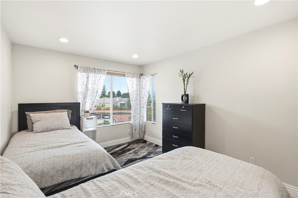 2380 Del Mar Way 305 Property Photo 17