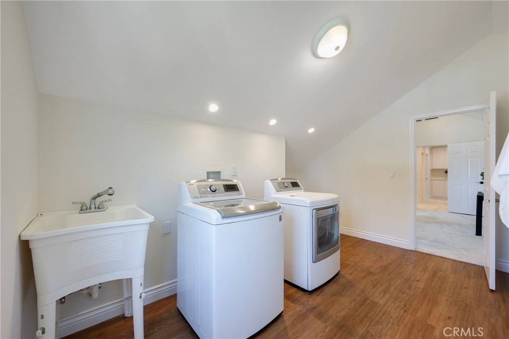 511 S Weymouth Court Property Photo 44