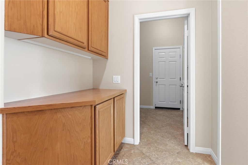 41733 Hollister Property Photo 33