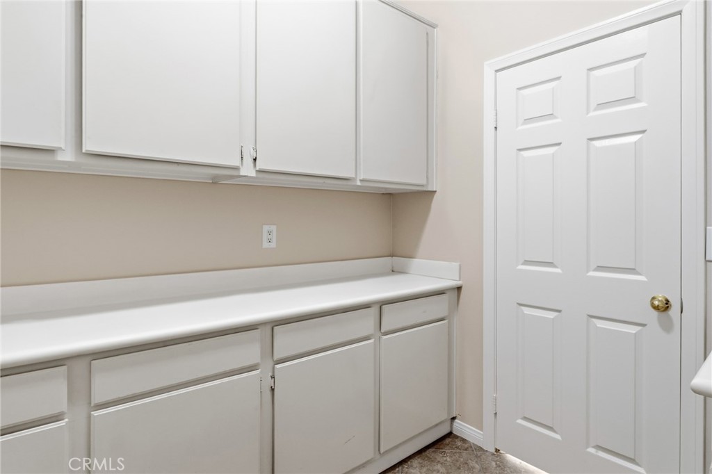 41733 Hollister Property Photo 35