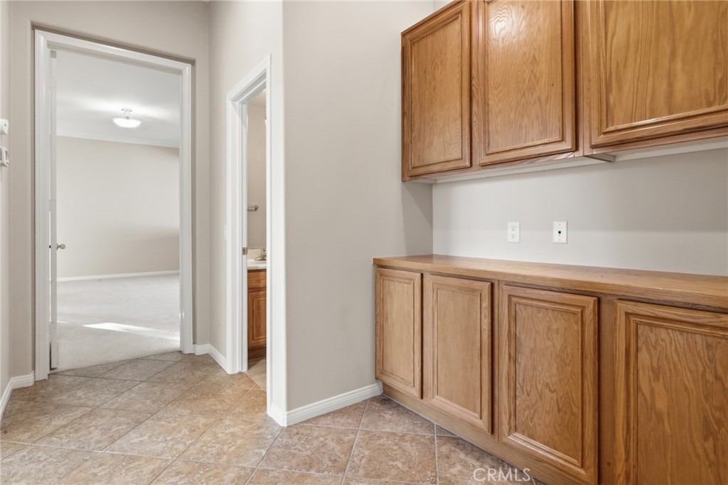 41733 Hollister Property Photo 37