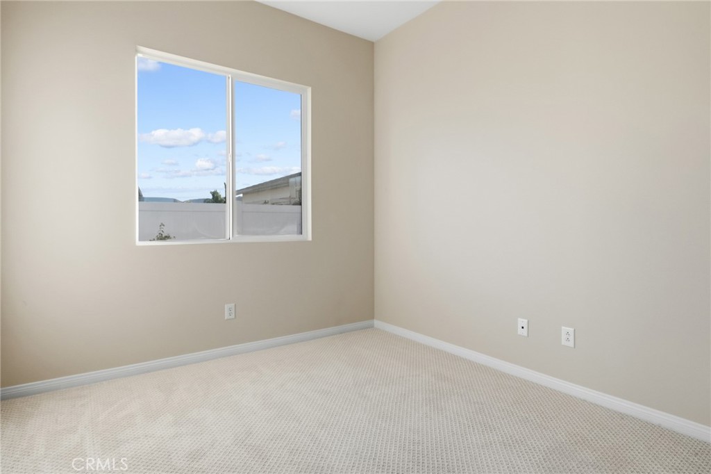 41733 Hollister Property Photo 39