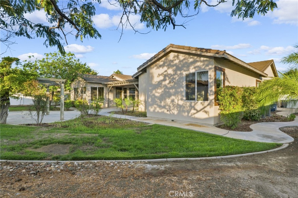 41733 Hollister Property Photo 48