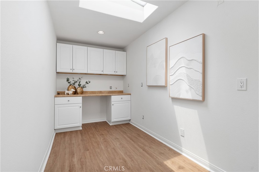 986 Post Road Property Photo 37