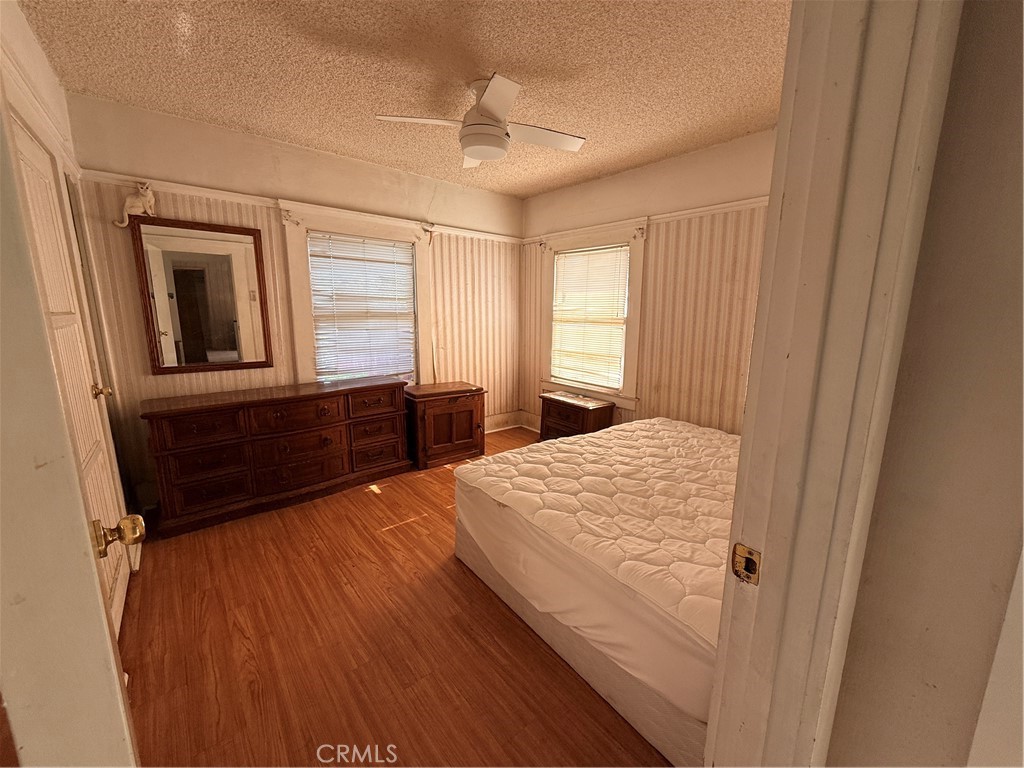 6226 Comstock Property Photo 18