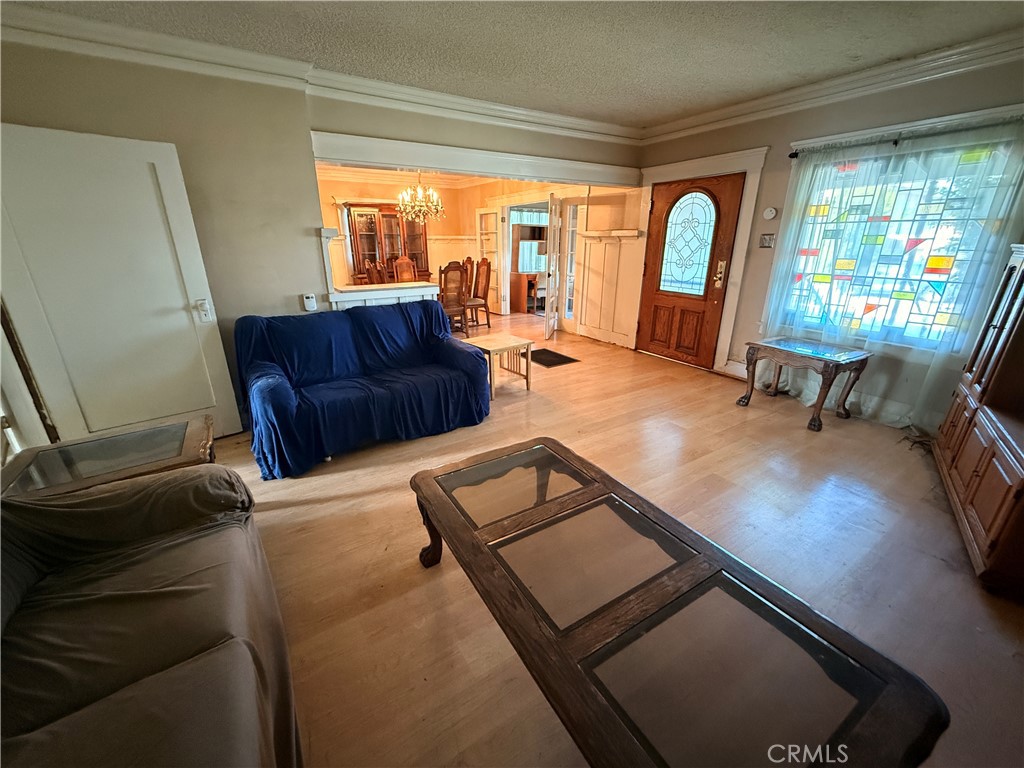 6226 Comstock Property Photo 19