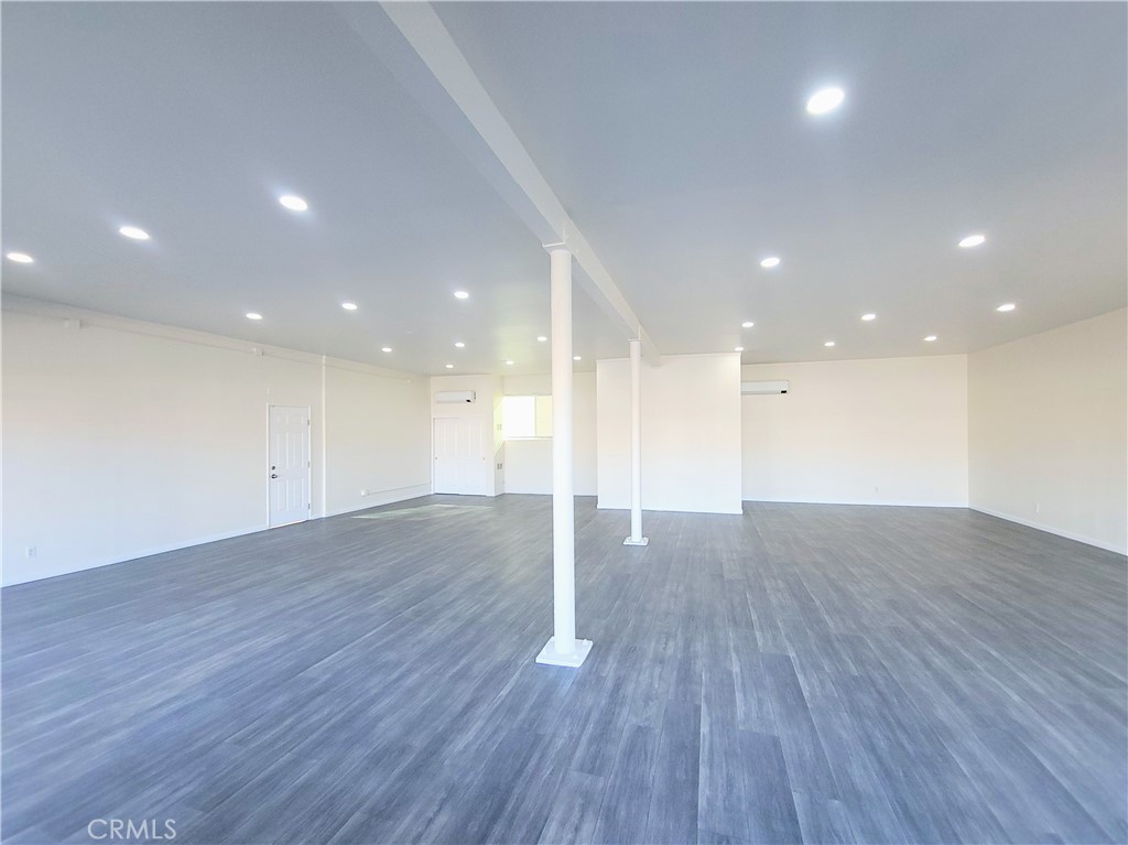 9422 Alondra Boulevard Property Photo 3