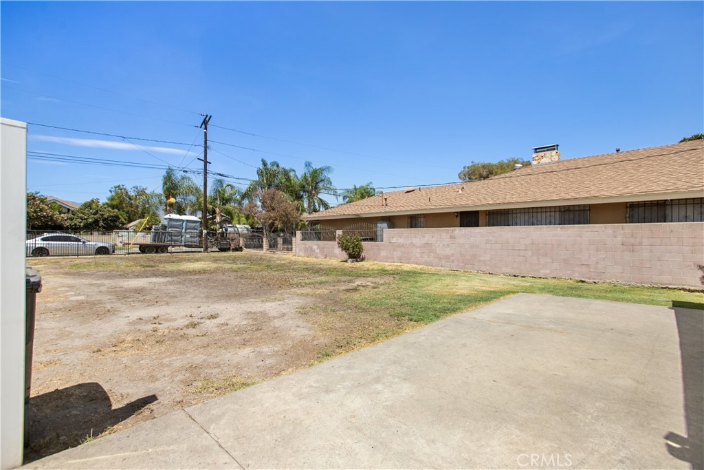 1219 Spruce Property Photo 8