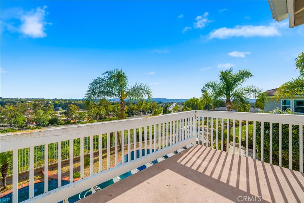 25856 Windsong Property Photo 10