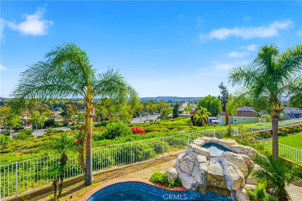25856 Windsong Property Photo 11