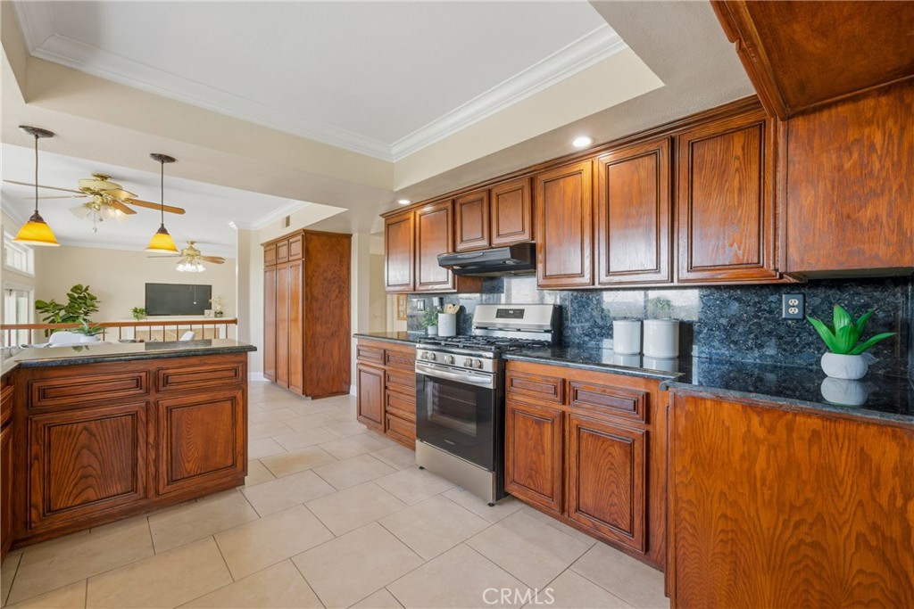25856 Windsong Property Photo 17