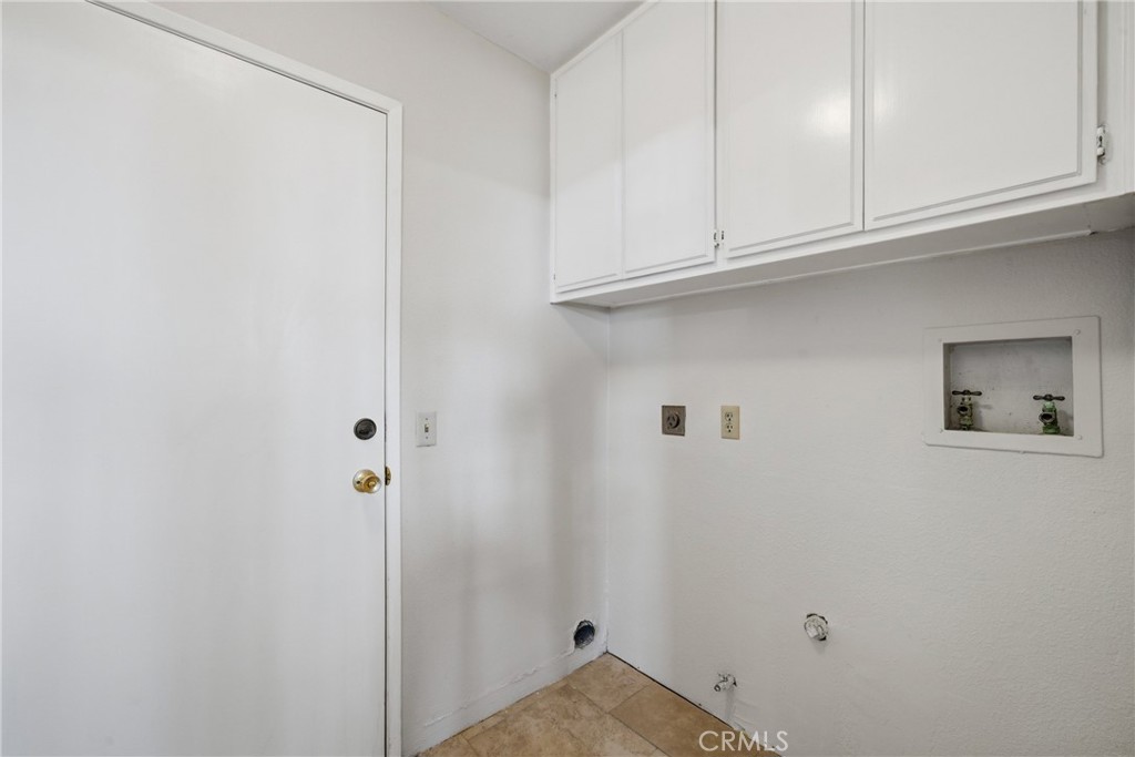 25856 Windsong Property Photo 27