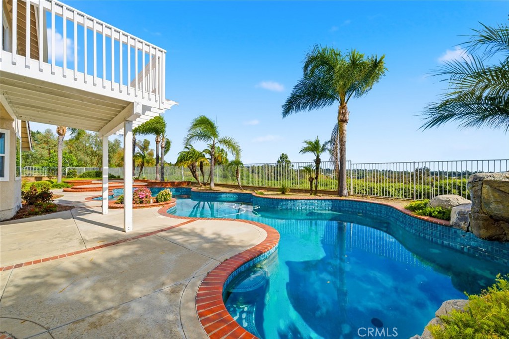 25856 Windsong Property Photo 52