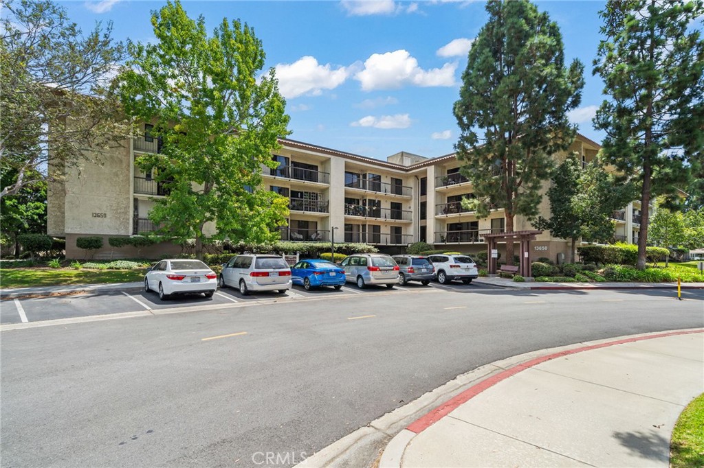 13650 Del Monte Dr 40C Property Photo 1