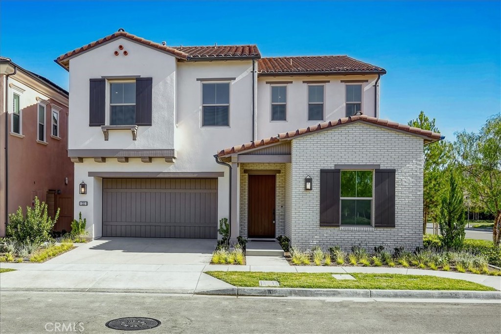 212 Mistwater Property Photo 1