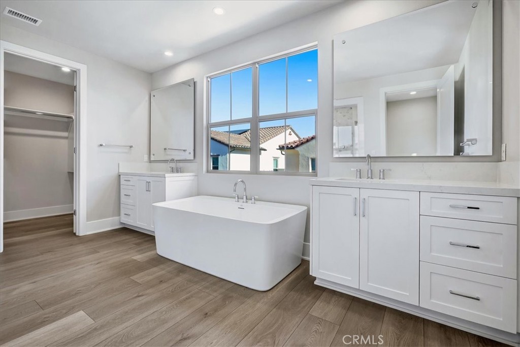 212 Mistwater Property Photo 26