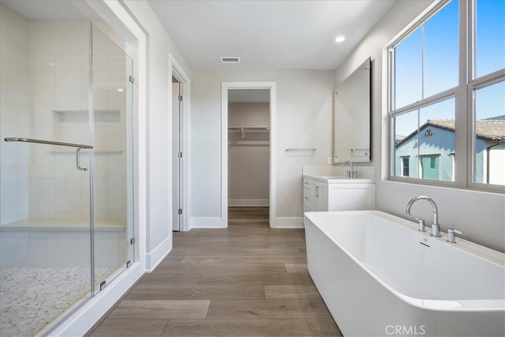 212 Mistwater Property Photo 27
