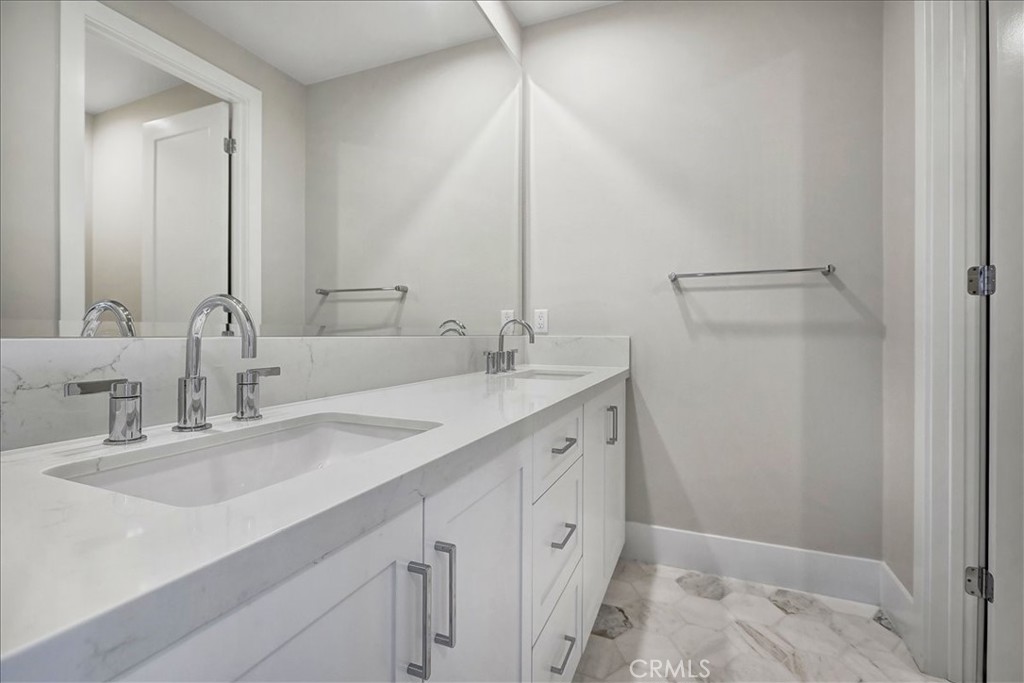 212 Mistwater Property Photo 32