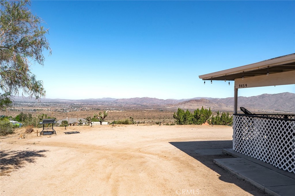 9459 Valley Vista Property Photo 2
