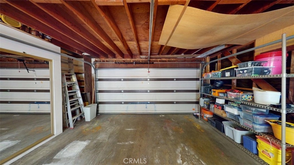11043 Sherman Way Property Photo 22