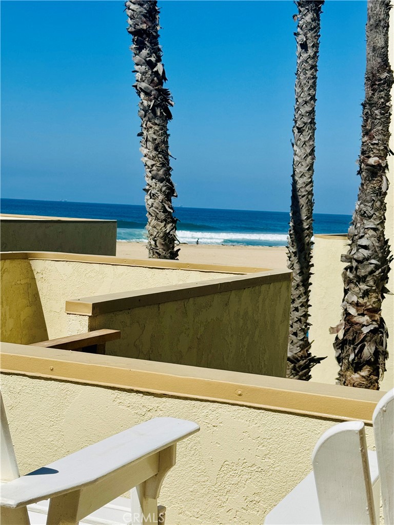 711 Pacific Coast 206 Property Photo 1