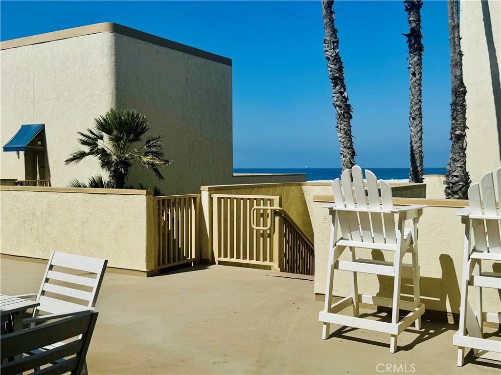 711 Pacific Coast 206 Property Photo 2