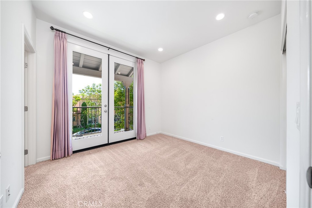 65 Jade Flower Property Photo 17