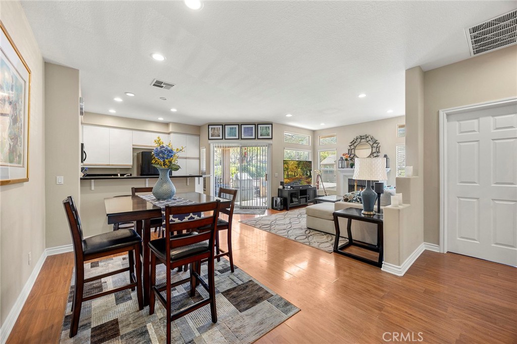 1382 S Country Glen Way Property Photo 3