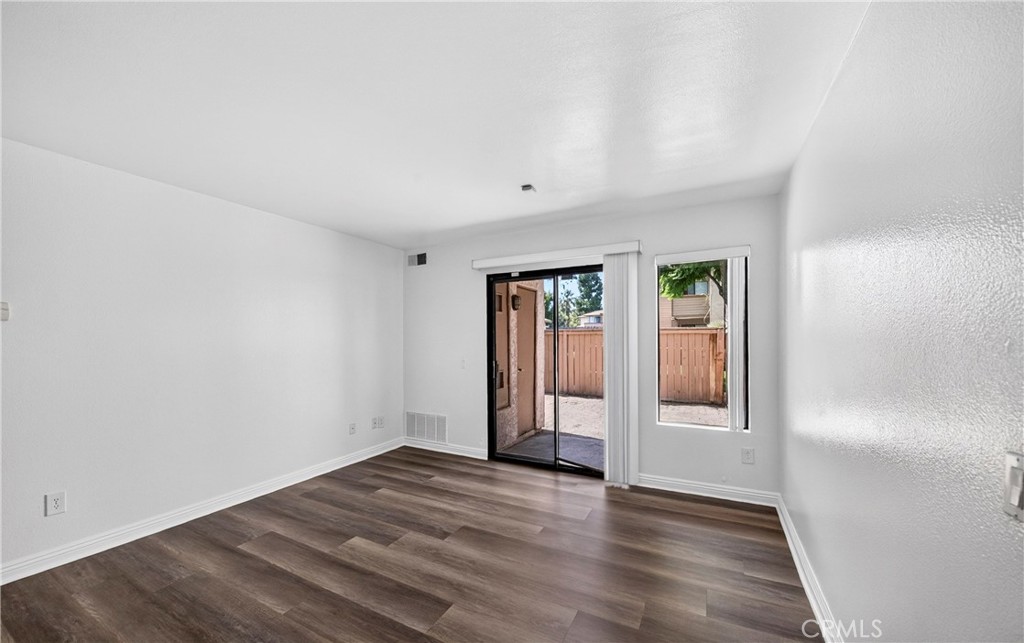1315 Massachusetts Property Photo 4