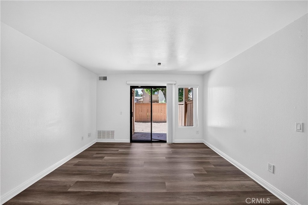 1315 Massachusetts Property Photo 5